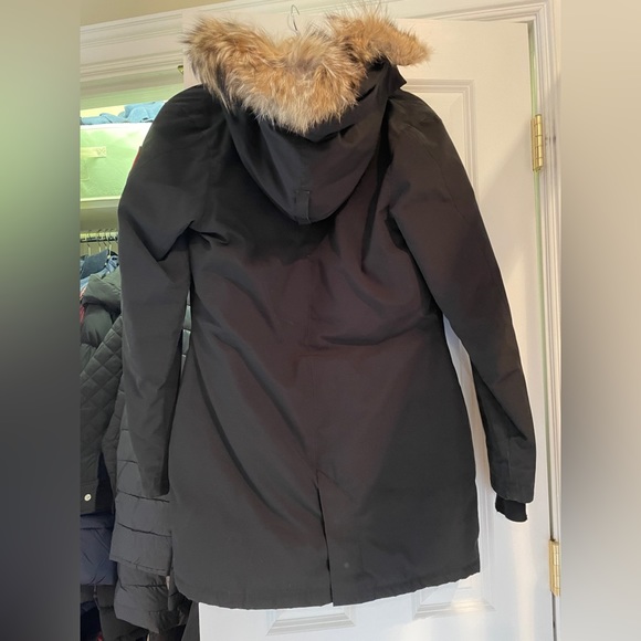 CANADA GOOSE VICTORIA PARKA SIZE S - Picture 2 of 9